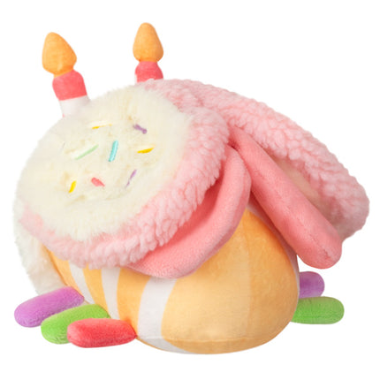 Alteregos Moth Cake Side