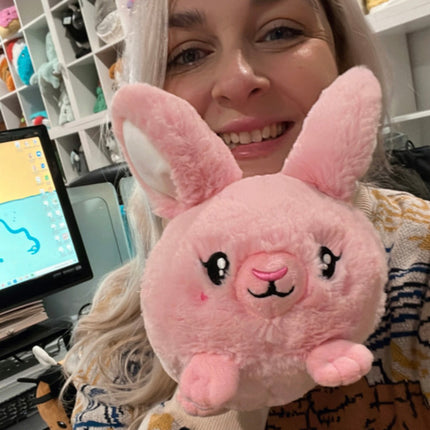 snackers pink fluffy bunny user1