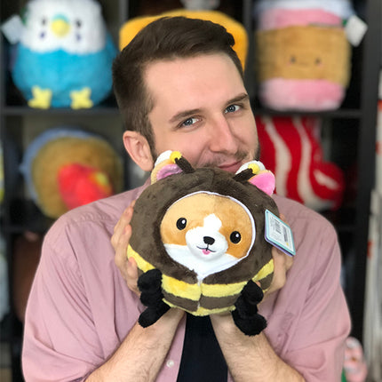 Undercover Corgi Bee User Pic